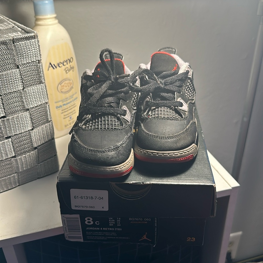 Jordan 4 Retro